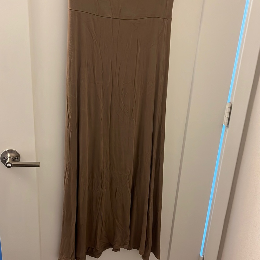 ARDEN tan maxi skirt
